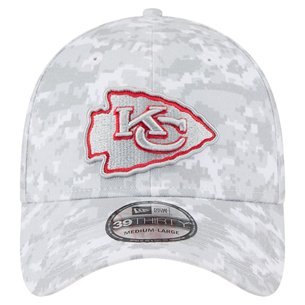 Kansas City Chiefs New Era 2025 Salute to Service Digital Camo Fan Pack 39THIRTY Flex Hat White