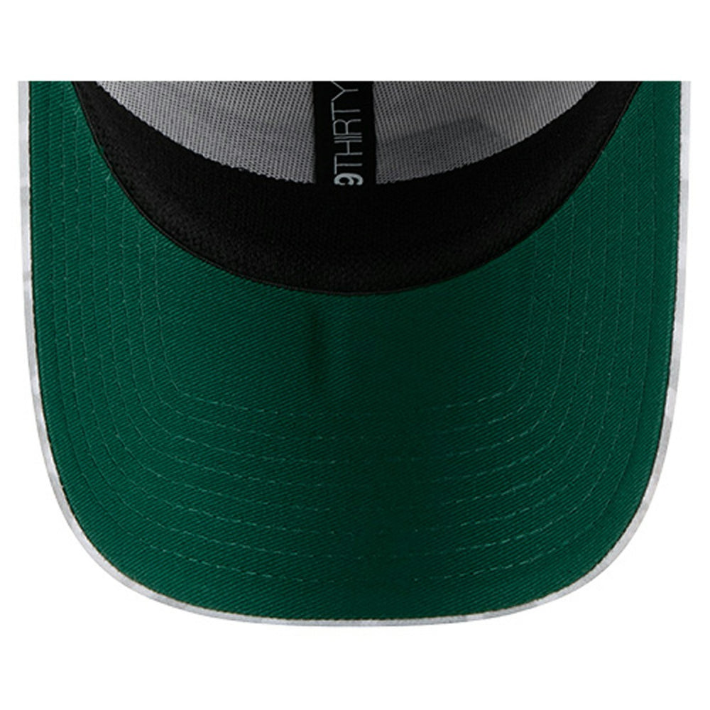 New York Jets New Era 2025 Salute to Service Digital Camo Fan Pack 39THIRTY Flex Hat White