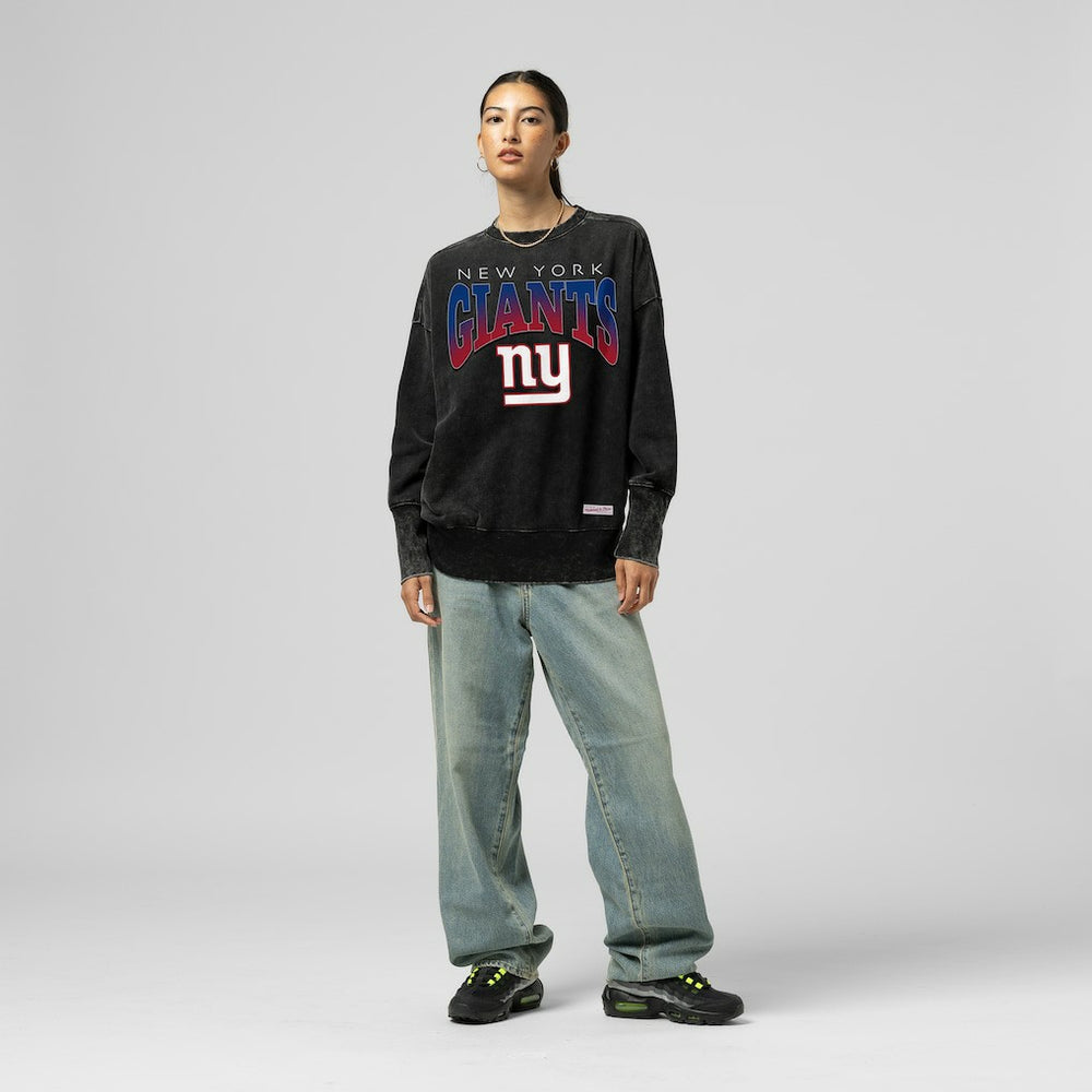 New York Giants Women's Delineate Mineral Wash Crewneck Sweatshirt Black