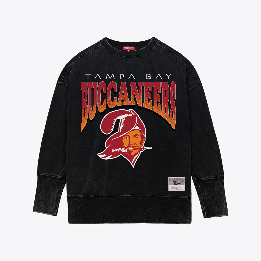 Tampa Bay Buccaneers Women's Delineate Mineral Wash Crewneck Sweatshirt Black