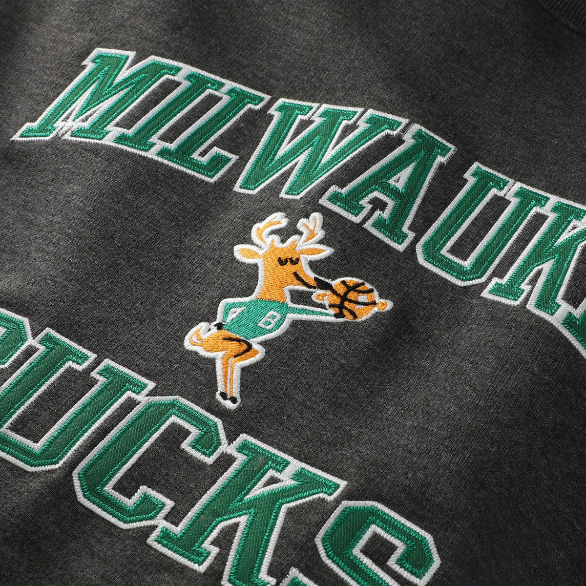 Milwaukee Bucks Hardwood Classics Big & Tall Crewneck Sweatshirt Heather Charcoal