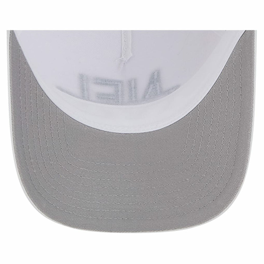 Philadelphia Eagles New Era NFL 9FORTY A-Frame M-Crown Adjustable Trucker Hat White