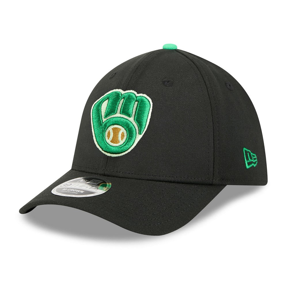 Milwaukee Brewers New Era 2026 St. Patrick's Day 39THIRTY Flex Hat - Black Hats