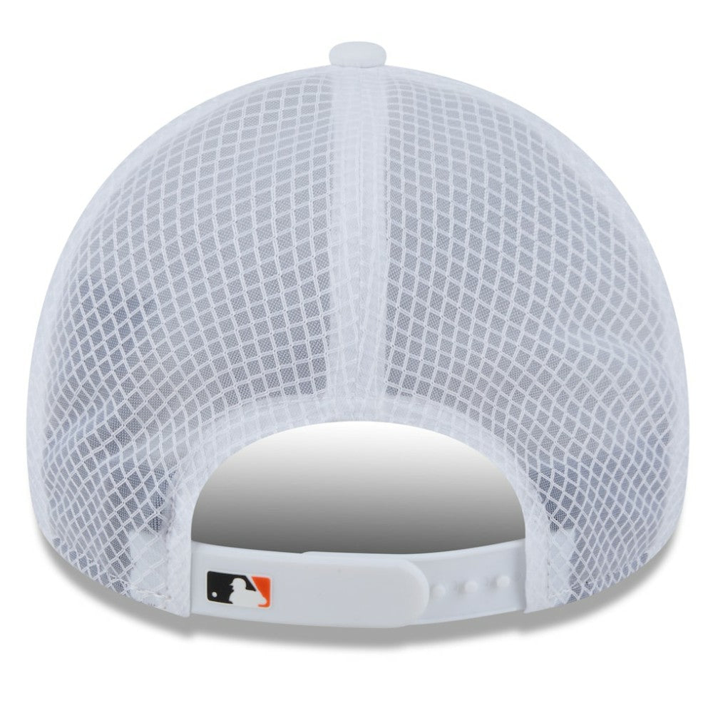San Francisco Giants New Era 2026 Batting Practice Apex 9FORTY Adjustable Trucker Hat - White Hats