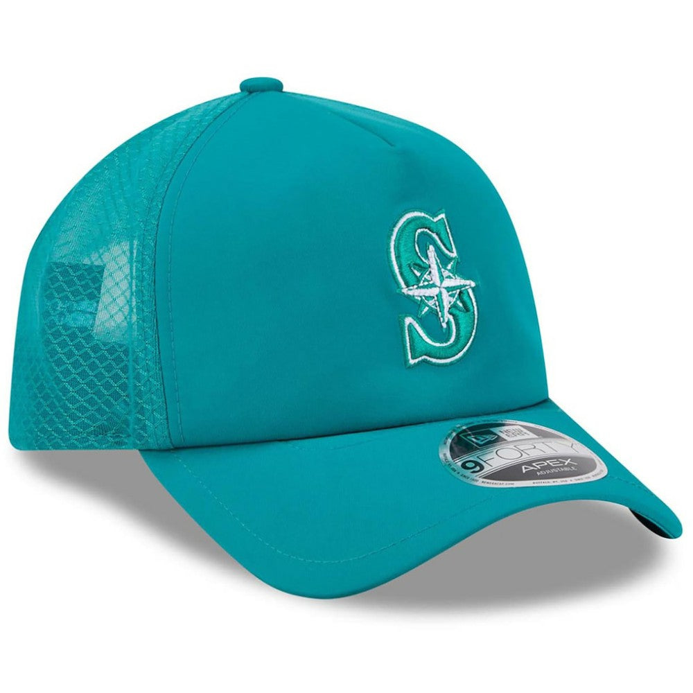 Seattle Mariners New Era 2026 Batting Practice Apex 9FORTY Adjustable Trucker Hat - Teal Hats