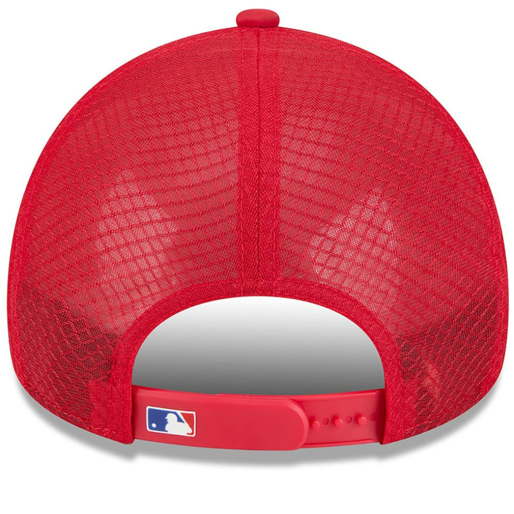 Chicago Cubs New Era 2026 Batting Practice Apex 9FORTY Adjustable Trucker Hat - Red Hats