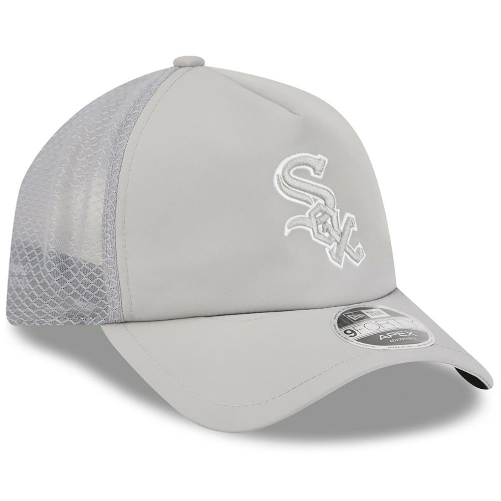 Chicago White Sox New Era 2026 Batting Practice Apex 9FORTY Adjustable Trucker Hat - Gray Hats