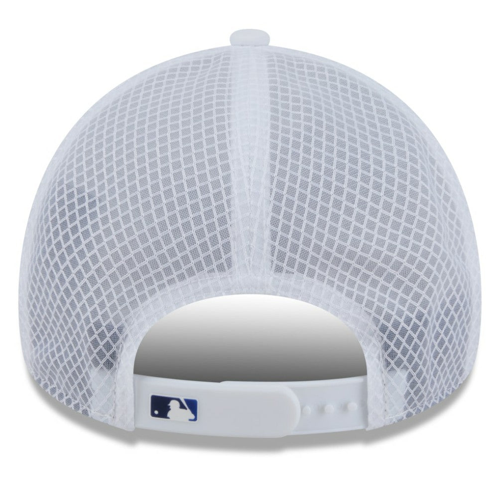 Toronto Blue Jays New Era 2026 Batting Practice Apex 9FORTY Adjustable Trucker Hat - White Hats