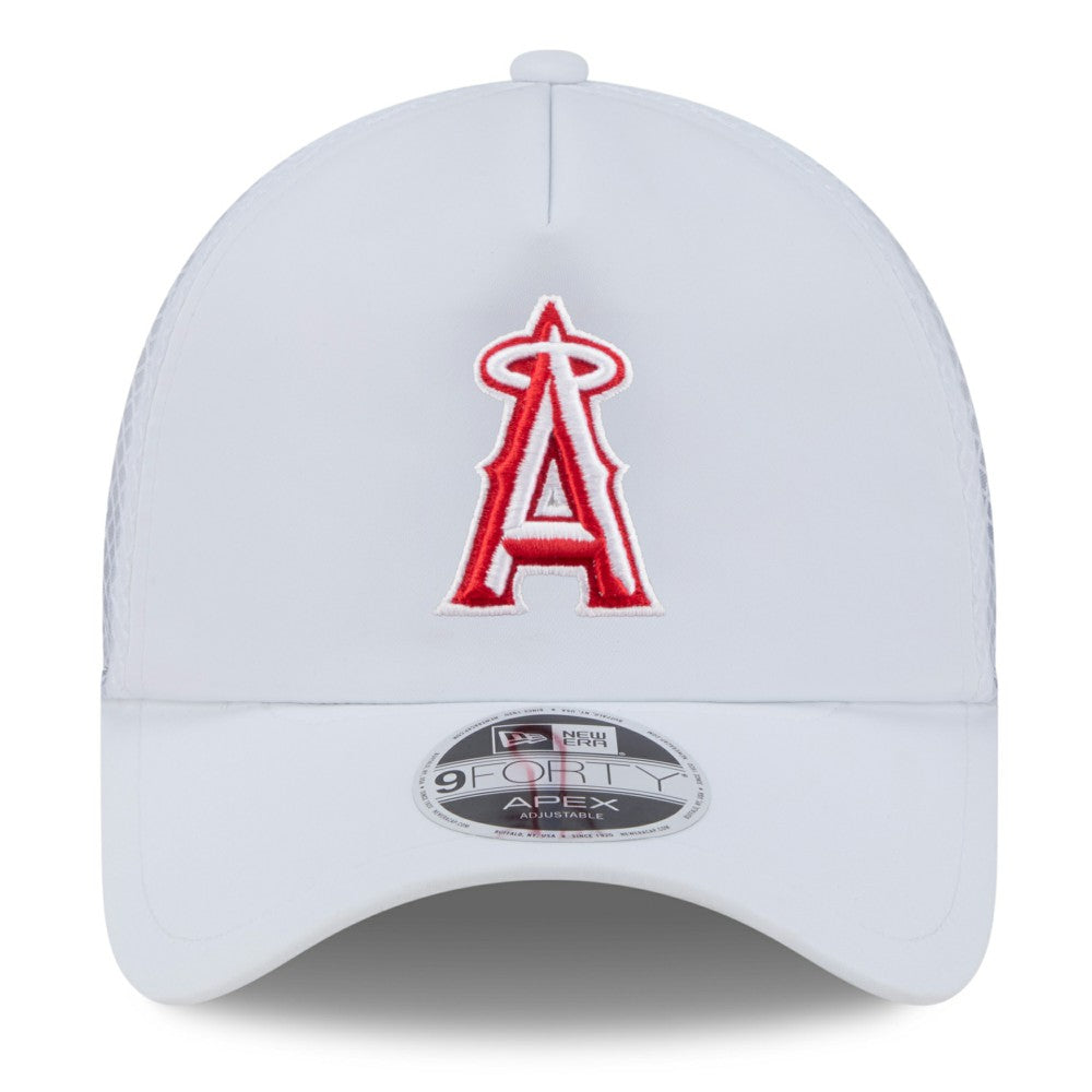 Los Angeles Angels New Era 2026 Batting Practice Apex 9FORTY Adjustable Trucker Hat - White Hats