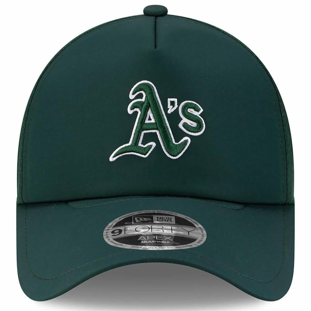 Athletics New Era 2026 Batting Practice Apex 9FORTY Adjustable Trucker Hat - Green Hats