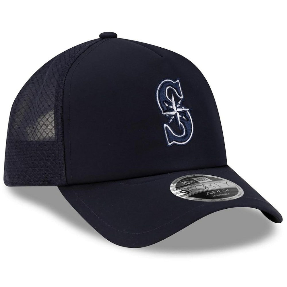 Seattle Mariners New Era 2026 Batting Practice Apex 9FORTY Adjustable Trucker Hat - Navy Hats