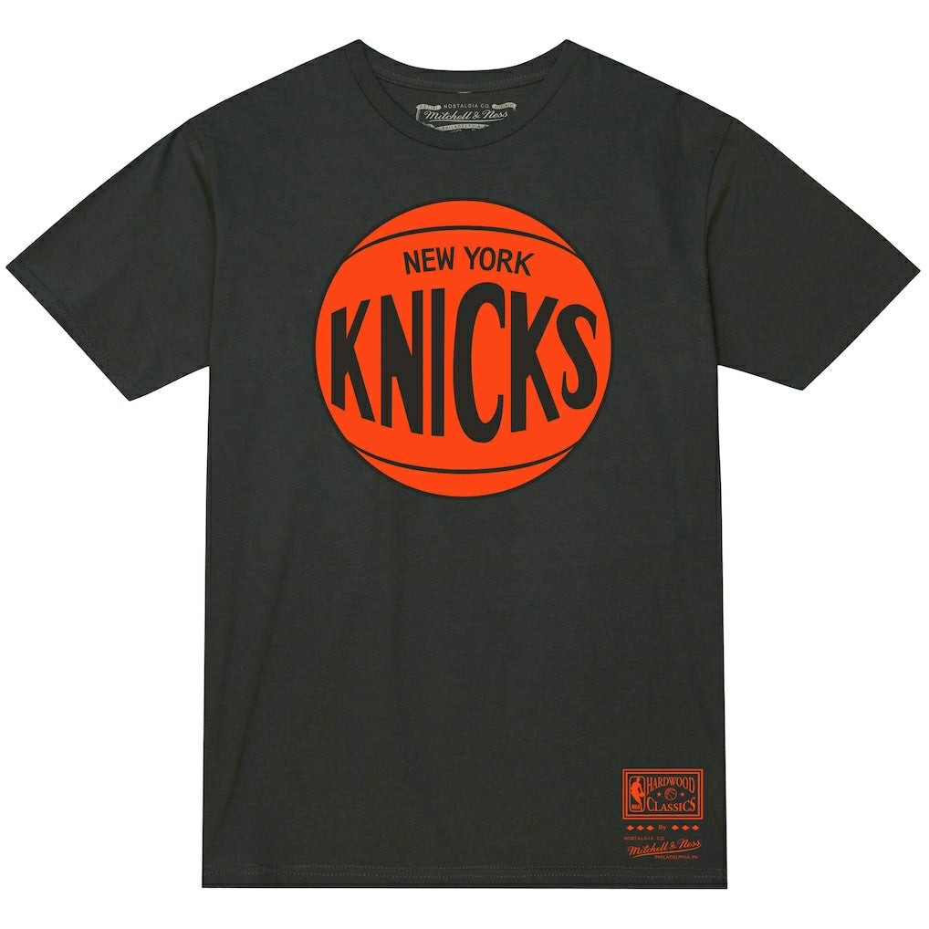 New York Knicks Unisex Hardwood Classics MVP Logo T-Shirt Heather Charcoal
