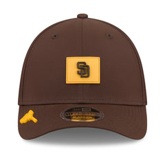 San Diego Padres New Era 2026 Clubhouse M-Crown 39THIRTY Flex Hat - Brown Hats