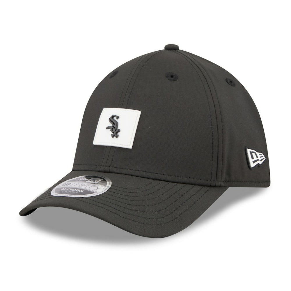 Chicago White Sox New Era 2026 Clubhouse M-Crown 39THIRTY Flex Hat - Black Hats