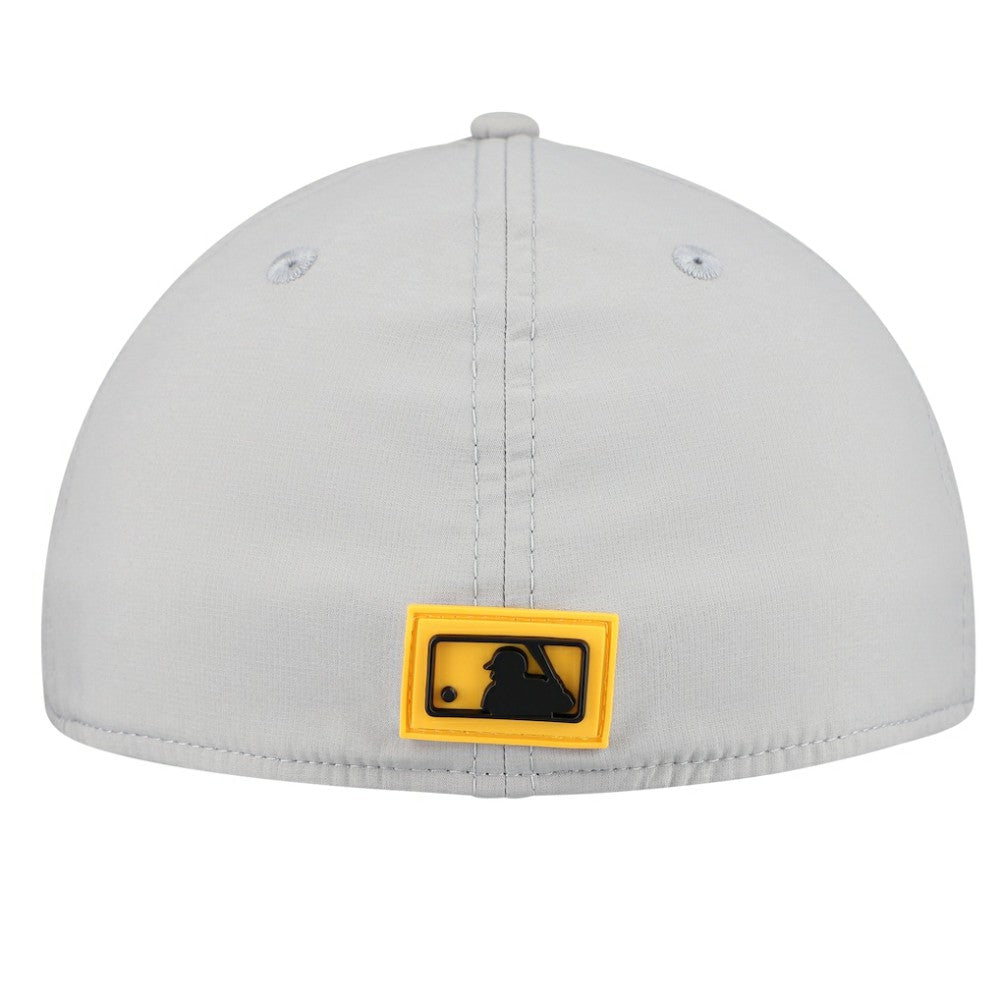 Pittsburgh Pirates New Era 2026 Clubhouse Alternate 39THIRTY Flex Hat - Gray Hats