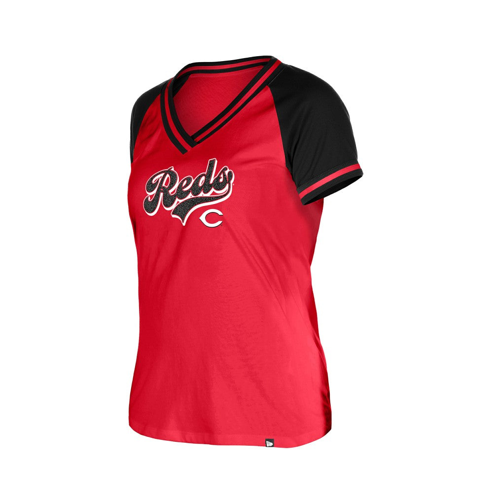 Cincinnati Reds New Era Women's Gameday V-Neck T-Shirt - Red T-shirts