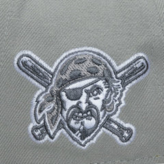 Pittsburgh Pirates Mitchell & Ness Thunderstorm Head Coach Pro-Crown Adjustable Hat - Gray Hats