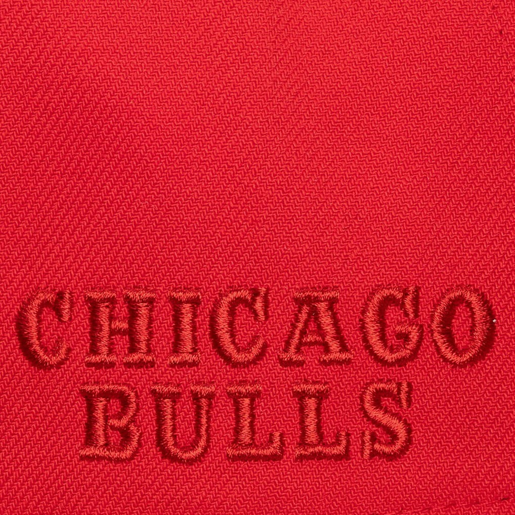 Chicago Bulls Legendary Home Pro Pinch Snapback Hat Red