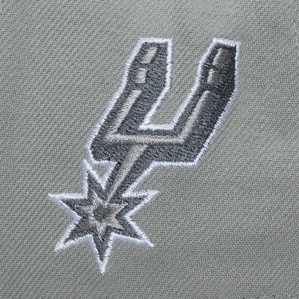San Antonio Spurs Thunderstorm Head Coach Pro Crown Snapback Hat Gray