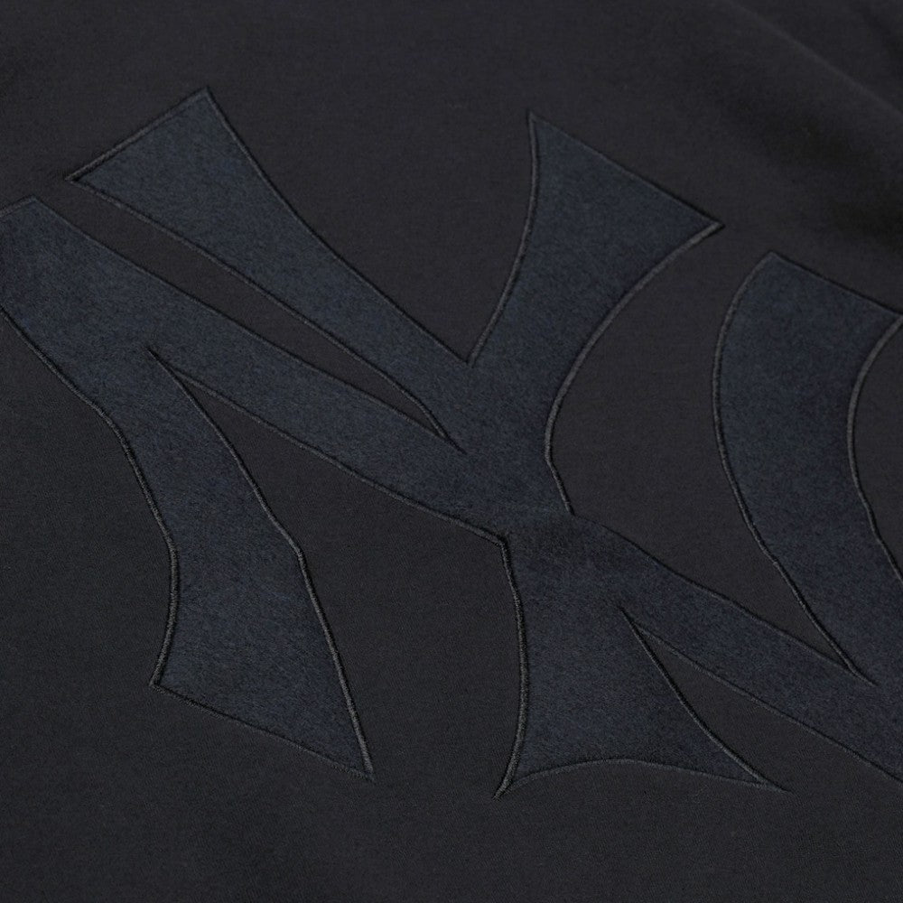 New York Yankees Mitchell & Ness Phantom Fleece Crewneck Sweatshirt - Black Sweatshirts