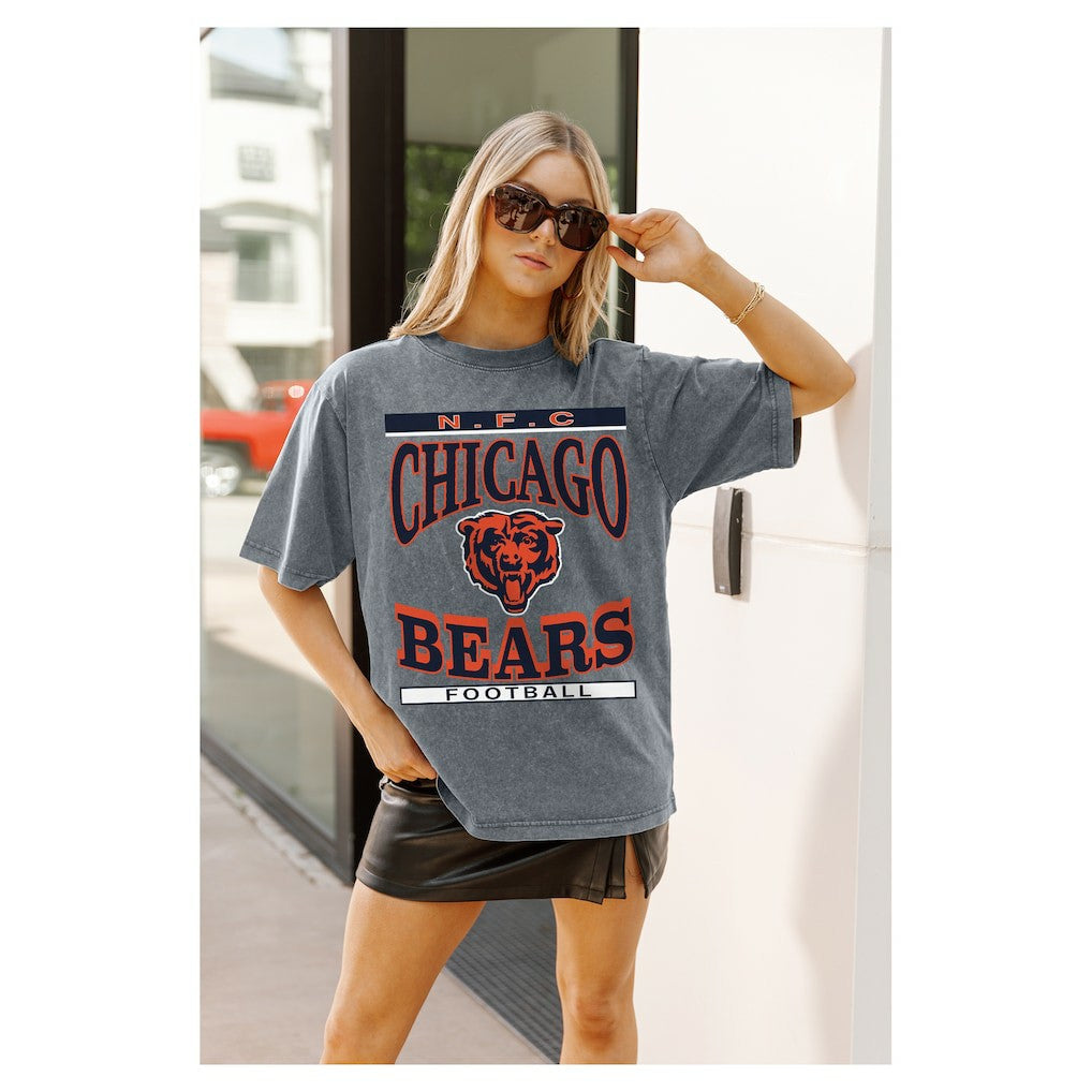 Chicago Bears Gameday Couture Women's Oversized Classic Grind Washed T-Shirt Gray