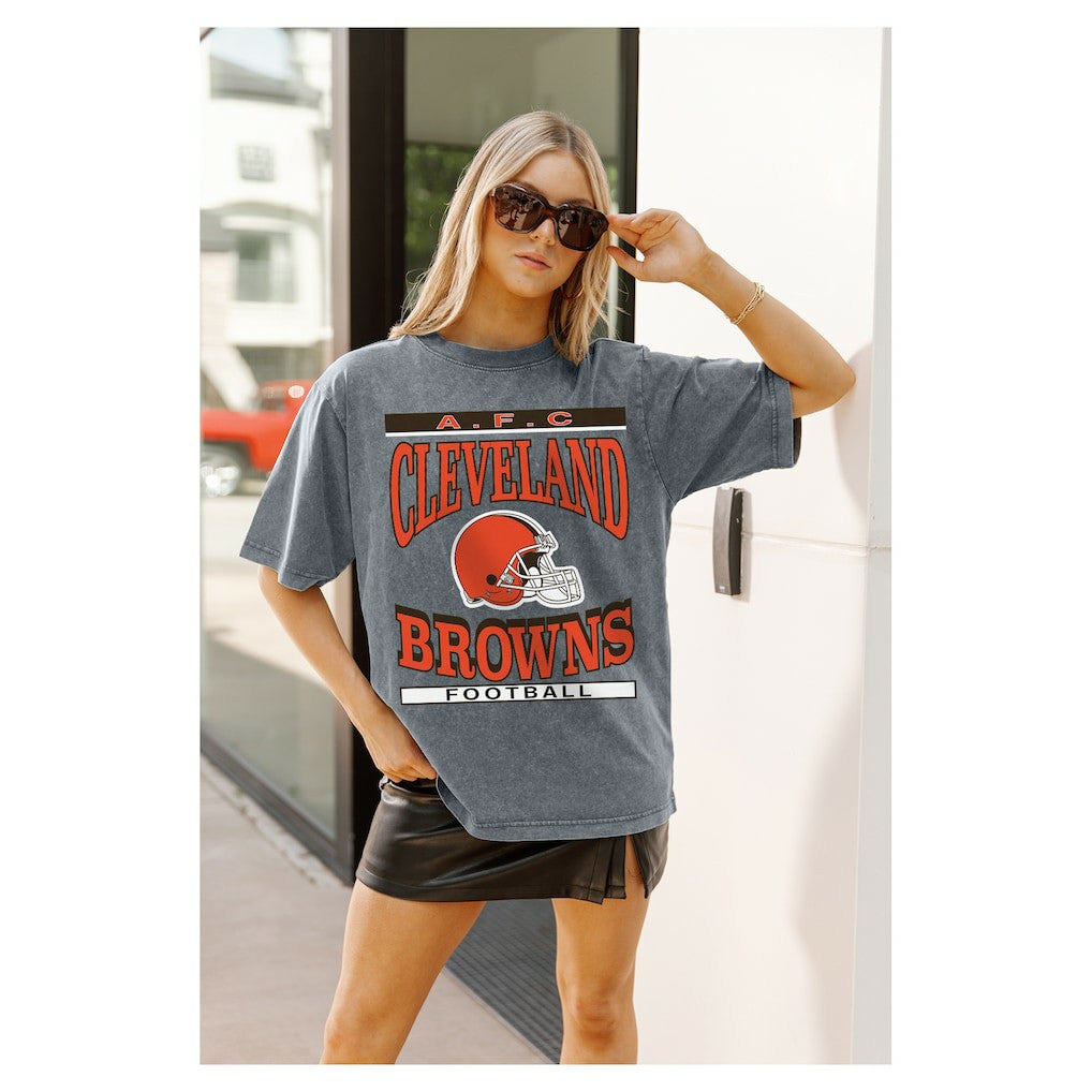 Cleveland Browns Gameday Couture Women's Oversized Classic Grind Washed T-Shirt Gray
