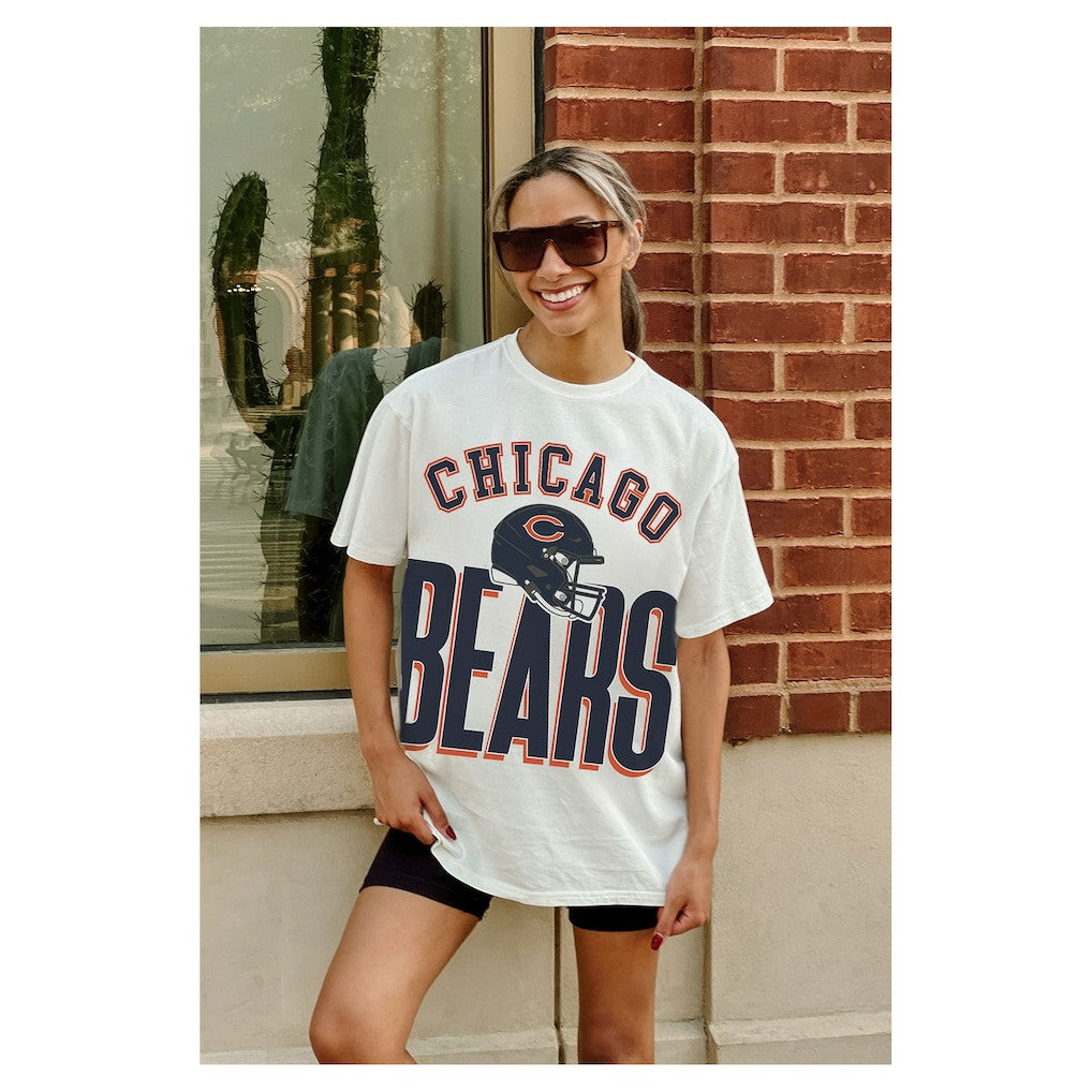 Chicago Bears Gameday Couture Women's Oversized Classic Fierce Focus T-Shirt White