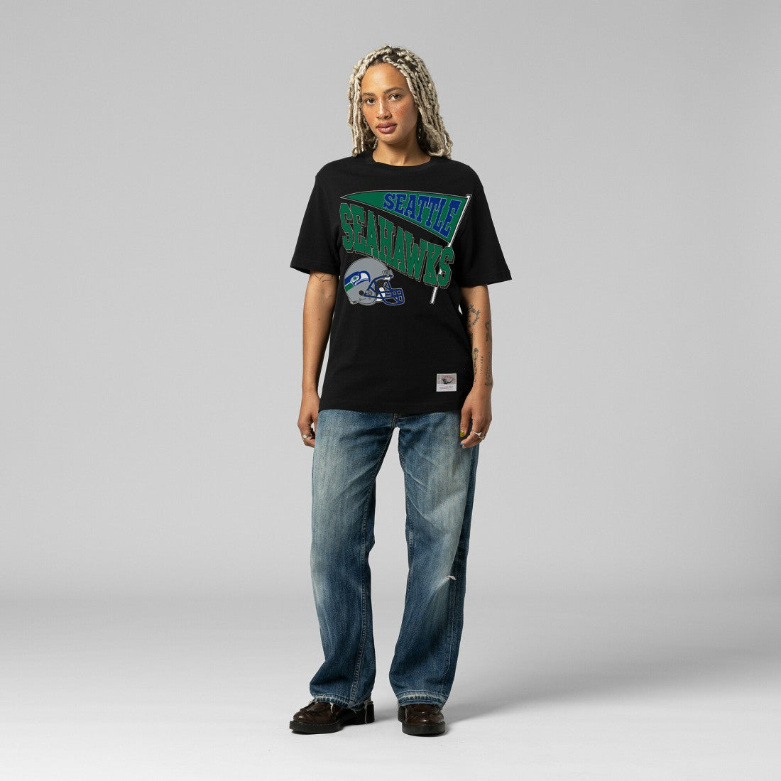 Seattle Seahawks Women's Team Dynamic Boyfriend T-Shirt Black