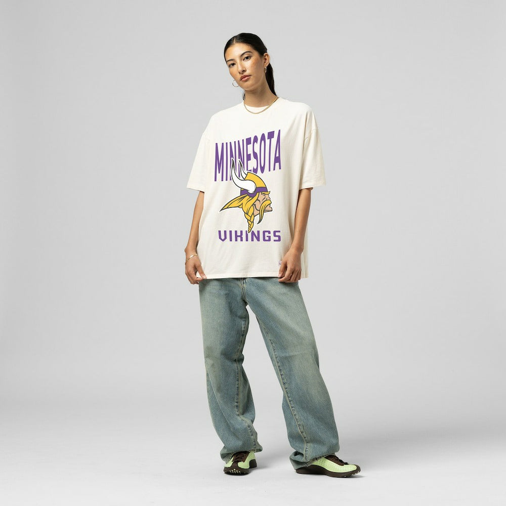 Minnesota Vikings Women's Logo Rise Boyfriend T-Shirt Cream