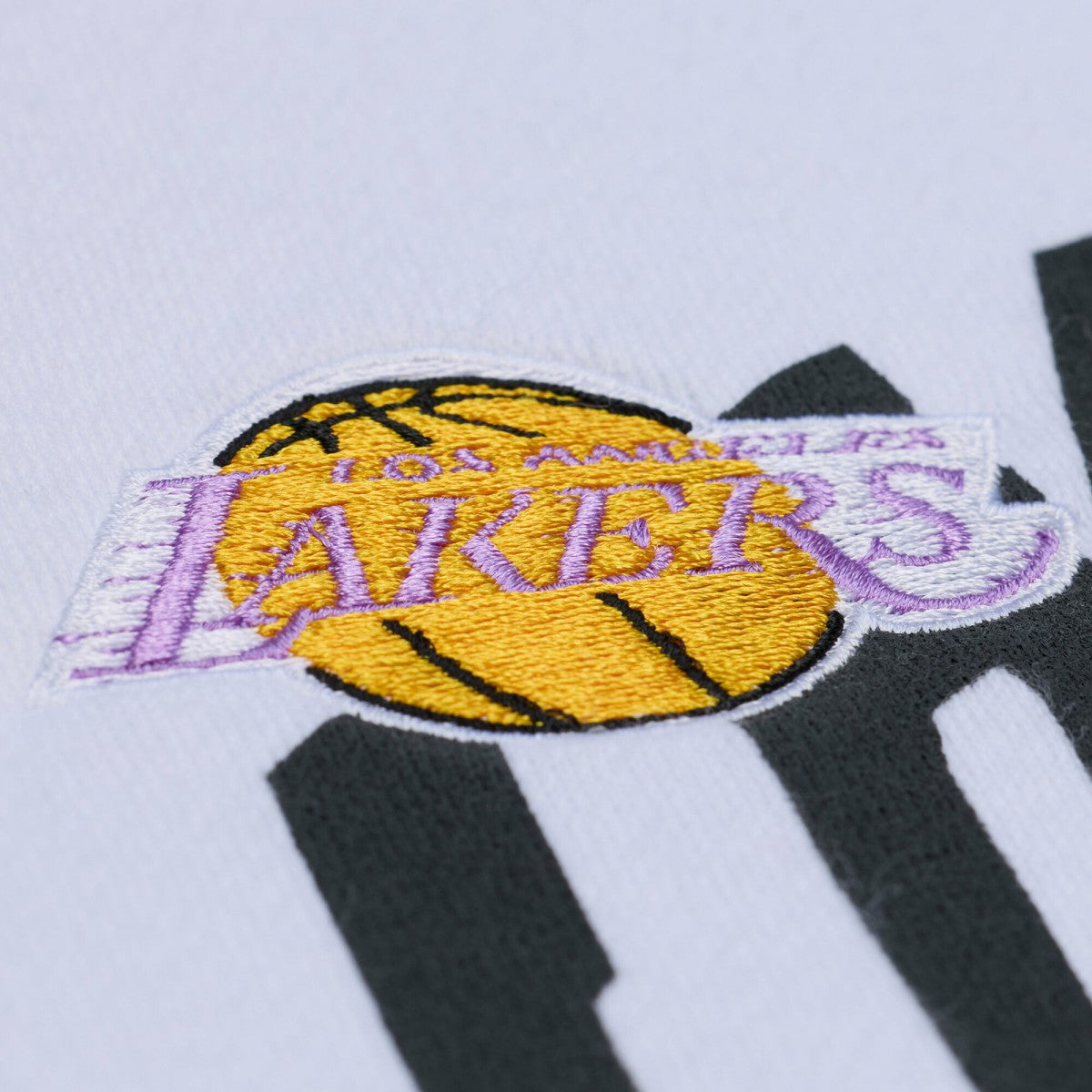 Los Angeles Lakers Women's Lightweight Block Letter Sweatshirt White