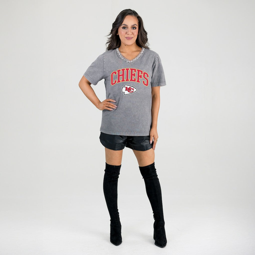 Kansas City Chiefs Gameday Couture Women's Relaxed Iconic Edge Rhinestone V-Neck T-Shirt Gray