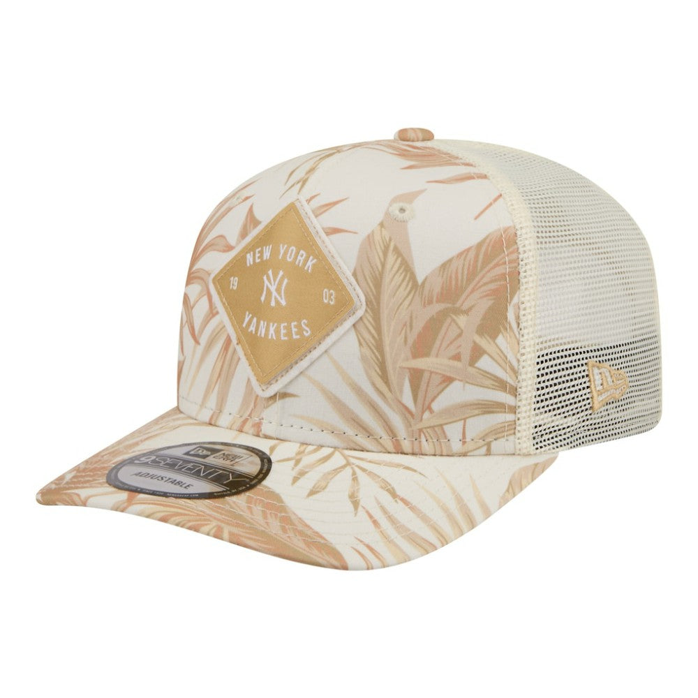 New York Yankees New Era Tonal Palm 9SEVENTY Adjustable Trucker Hat - Tan Hats
