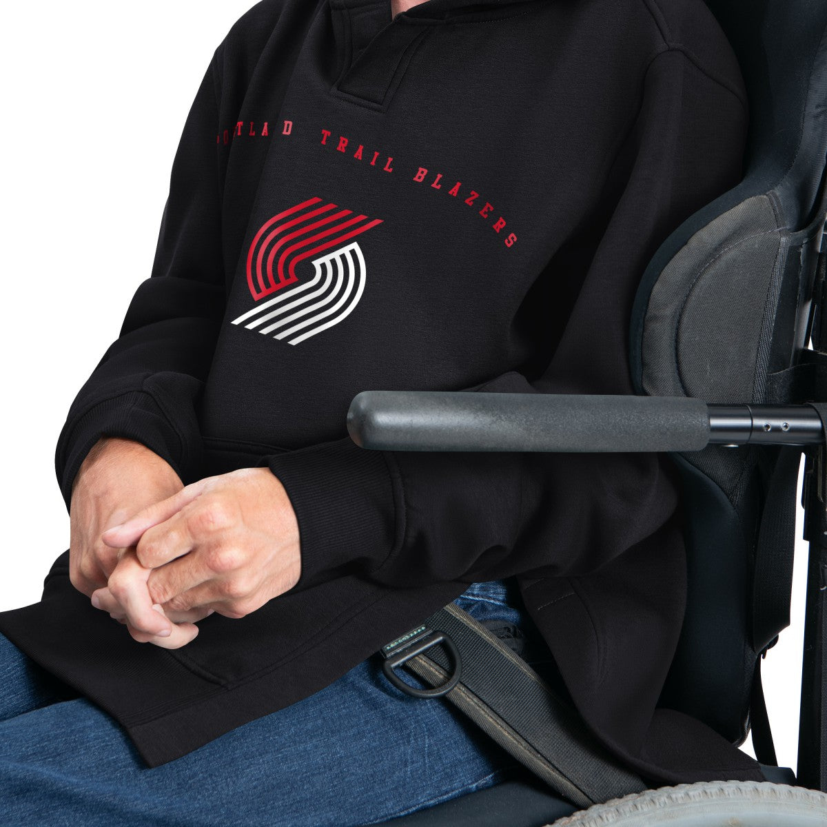 Portland Trail Blazers G-III Sports by Carl Banks Adaptive Team Arc Fleece Hoodie Black