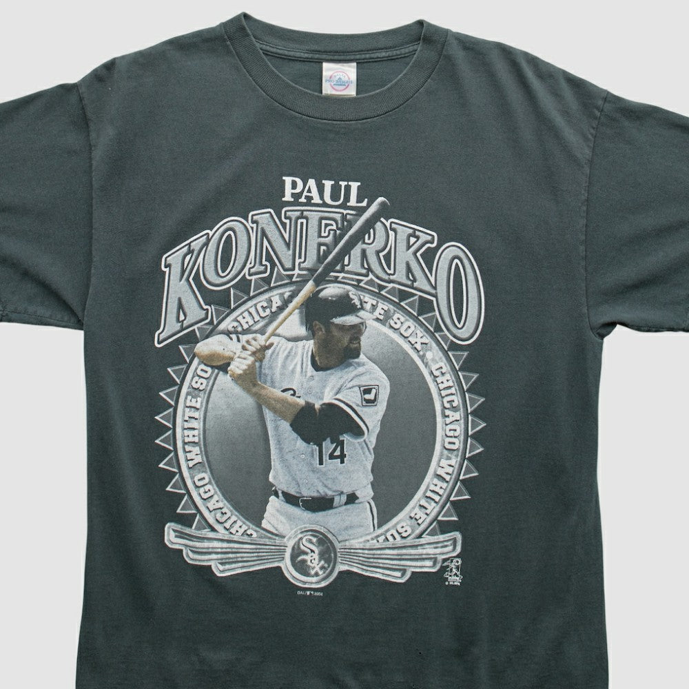Chicago White Sox 2004 T-Shirt - Black - S by Fanatics Real Vintage T-shirts