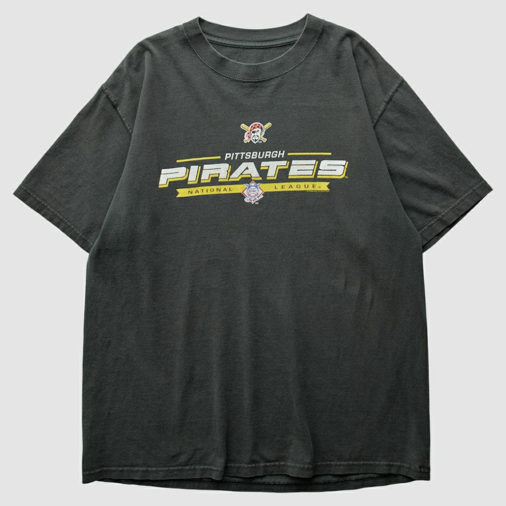 Pittsburgh Pirates 2000s T-Shirt - Black - L by Fanatics Real Vintage T-shirts