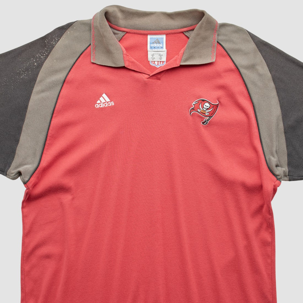 Tampa Bay Buccaneers 2000s T-Shirt Red Vintage