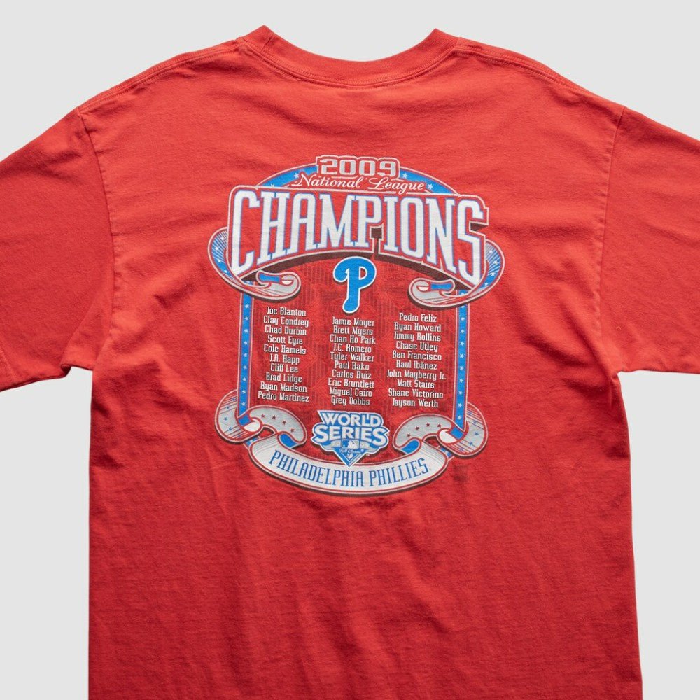 Philadelphia Phillies Majestic 2009 T-Shirt - Red - M by Fanatics Real Vintage T-shirts
