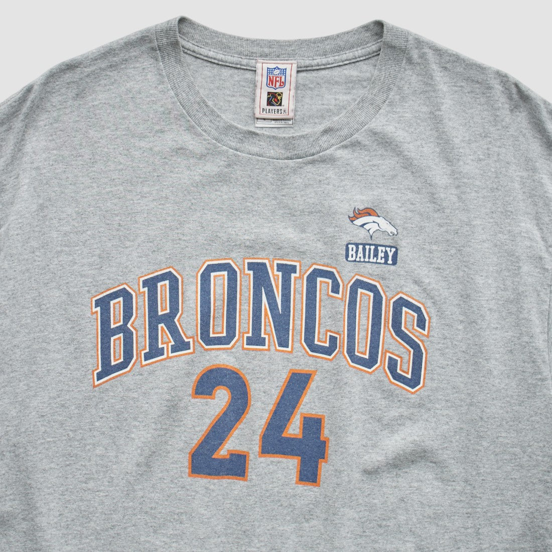 Denver Broncos NFL 2000s T-Shirt Gray Vintage