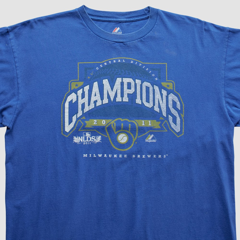 Milwaukee Brewers Majestic 2011 T-Shirt - Blue - L by Fanatics Real Vintage T-shirts