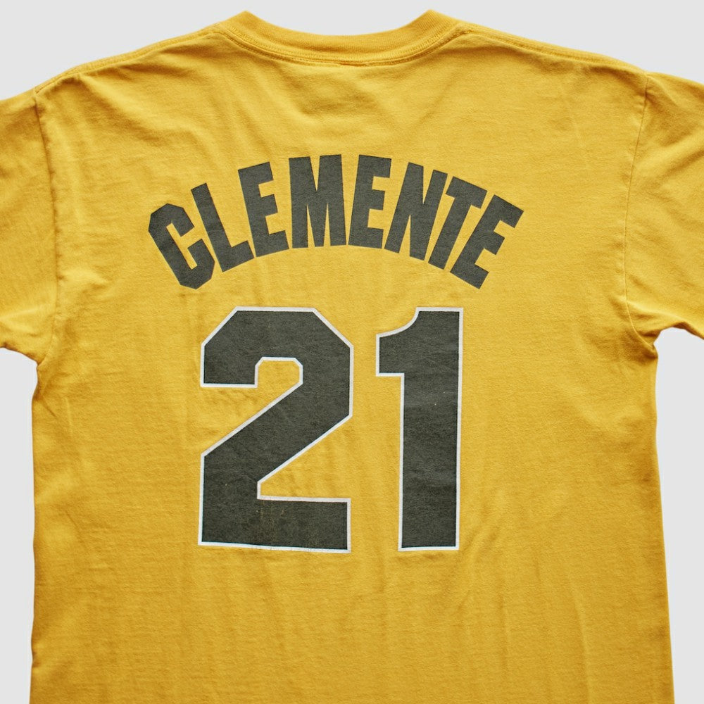 Pittsburgh Pirates Cooperstown Collection 2000s T-Shirt - Yellow - S by Fanatics Real Vintage T-shirts