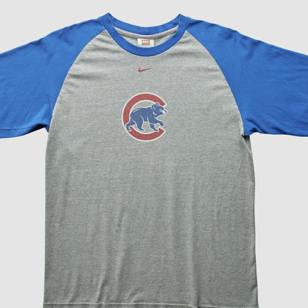 Chicago Cubs Nike 2000s T-Shirt - Gray - M by Fanatics Real Vintage T-shirts