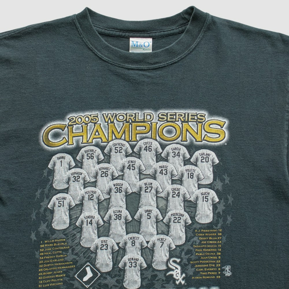 Chicago White Sox 2005 T-Shirt - Black - XS by Fanatics Real Vintage T-shirts