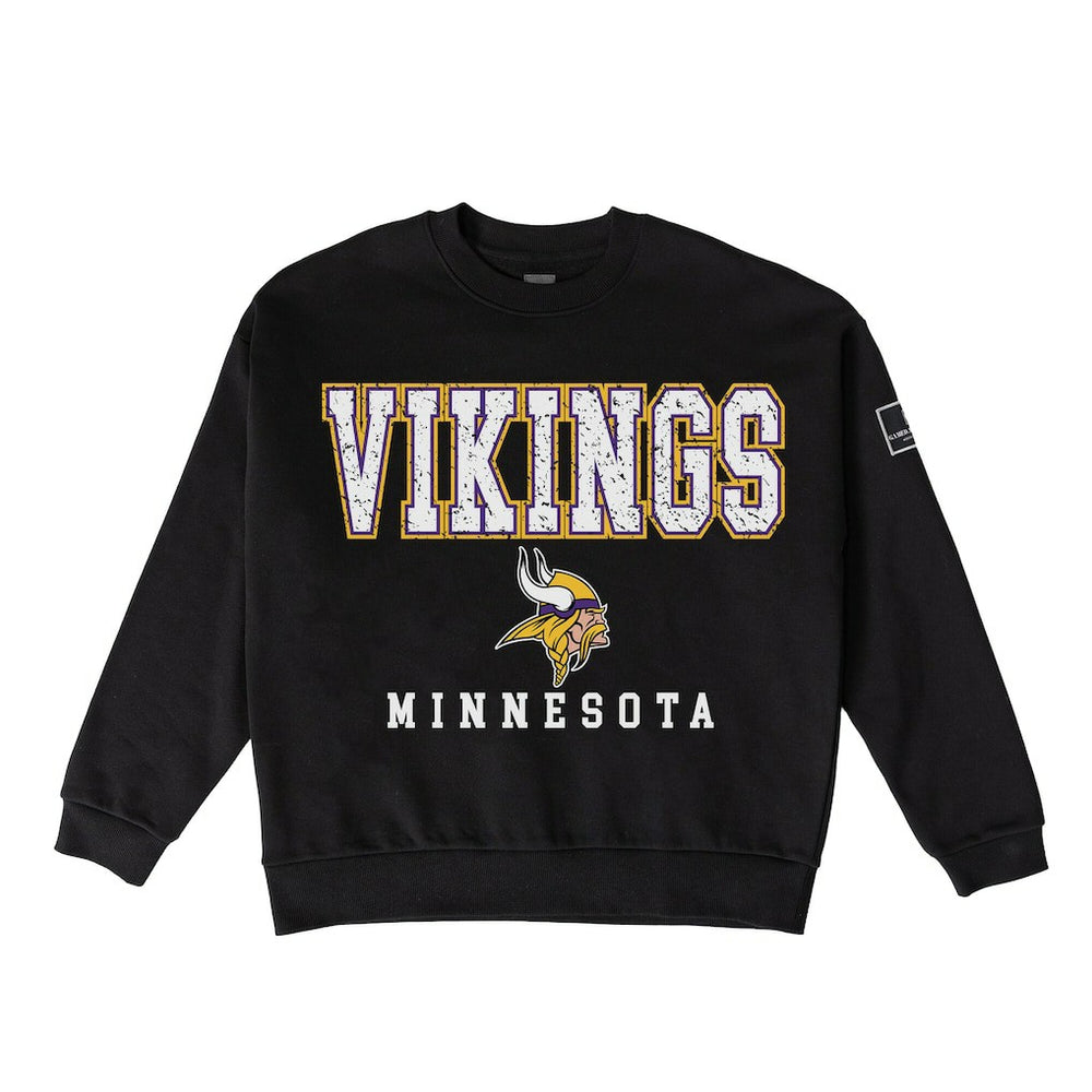Minnesota Vikings Gameday Couture Women's Oversized Level Up Black Label Premium Fleece Sweatshirt Black