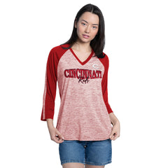 Cincinnati Reds G-III 4Her by Carl Banks Women's Speed Training 3/4-Sleeve Rhinestone V-Neck T-Shirt - Red/Heather Red T-shirts