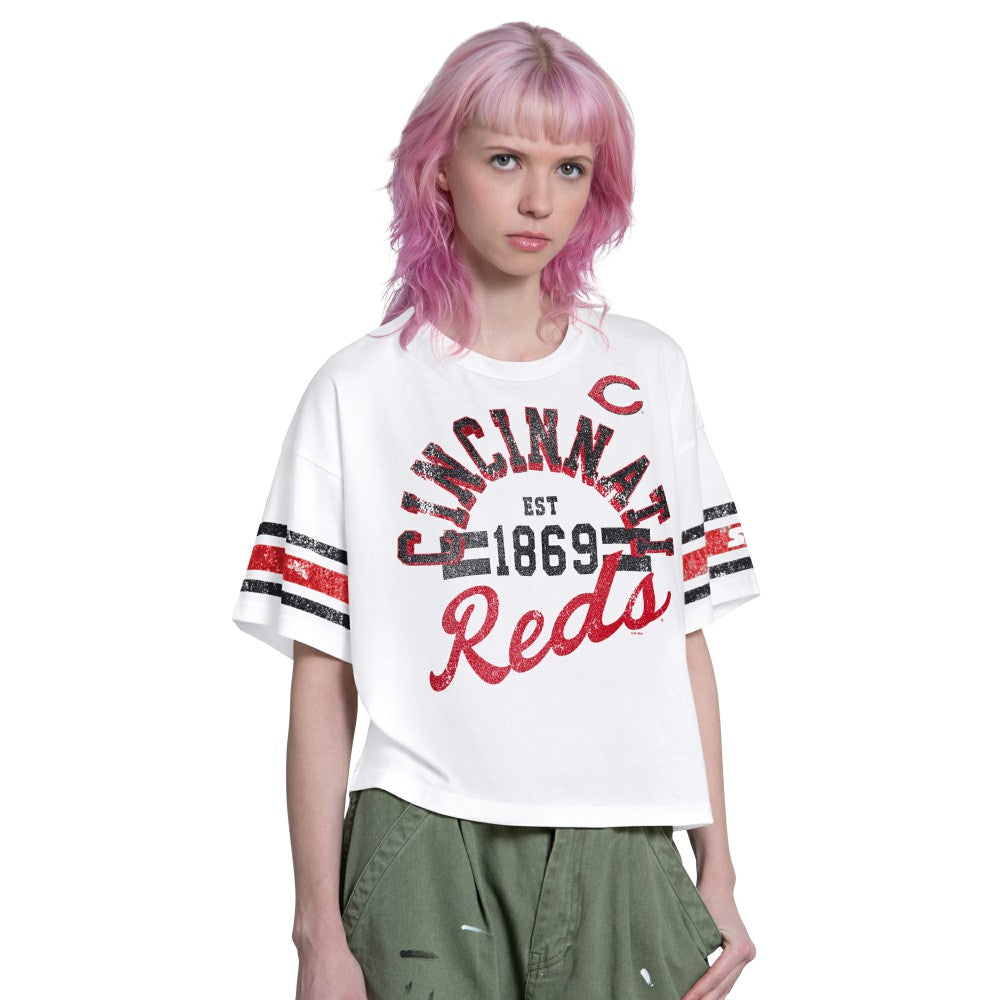 Cincinnati Reds Starter Women's Cropped Hurry Up Offense T-Shirt - White T-shirts