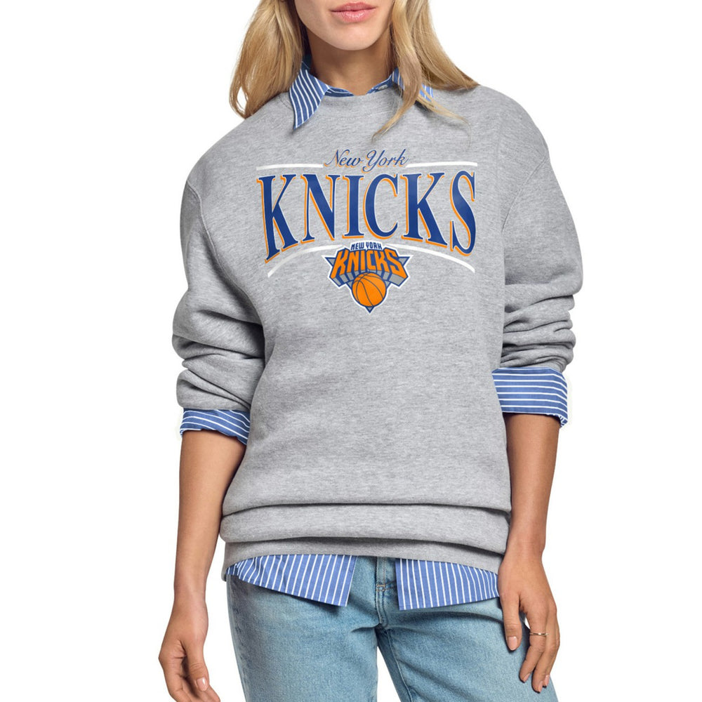New York Knicks Starter Women's Arch Stripe Fleece Crewneck Sweatshirt Gray
