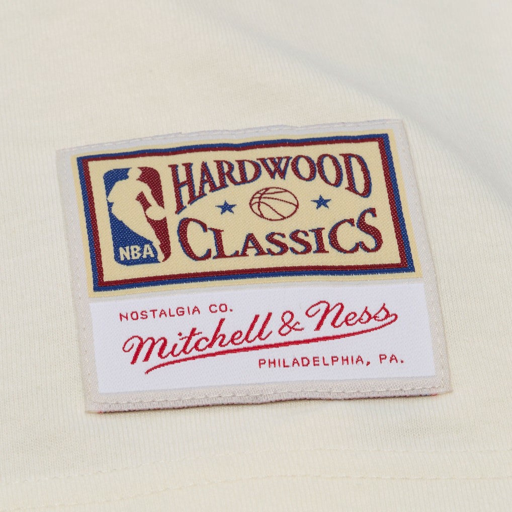 Philadelphia 76ers Hardwood Classics Chainstitch Premium T-Shirt Cream