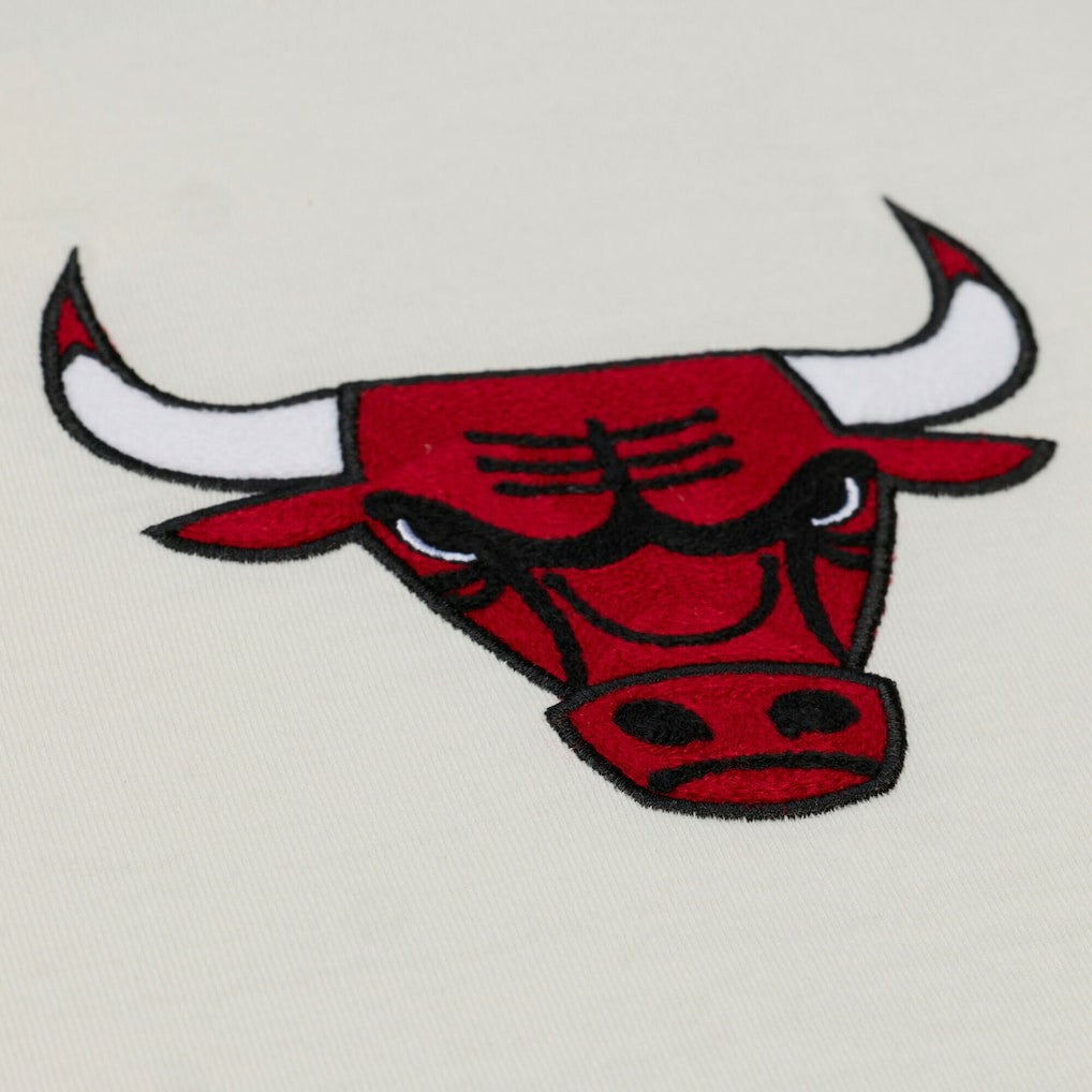 Chicago Bulls Hardwood Classics Chainstitch Premium T-Shirt Cream