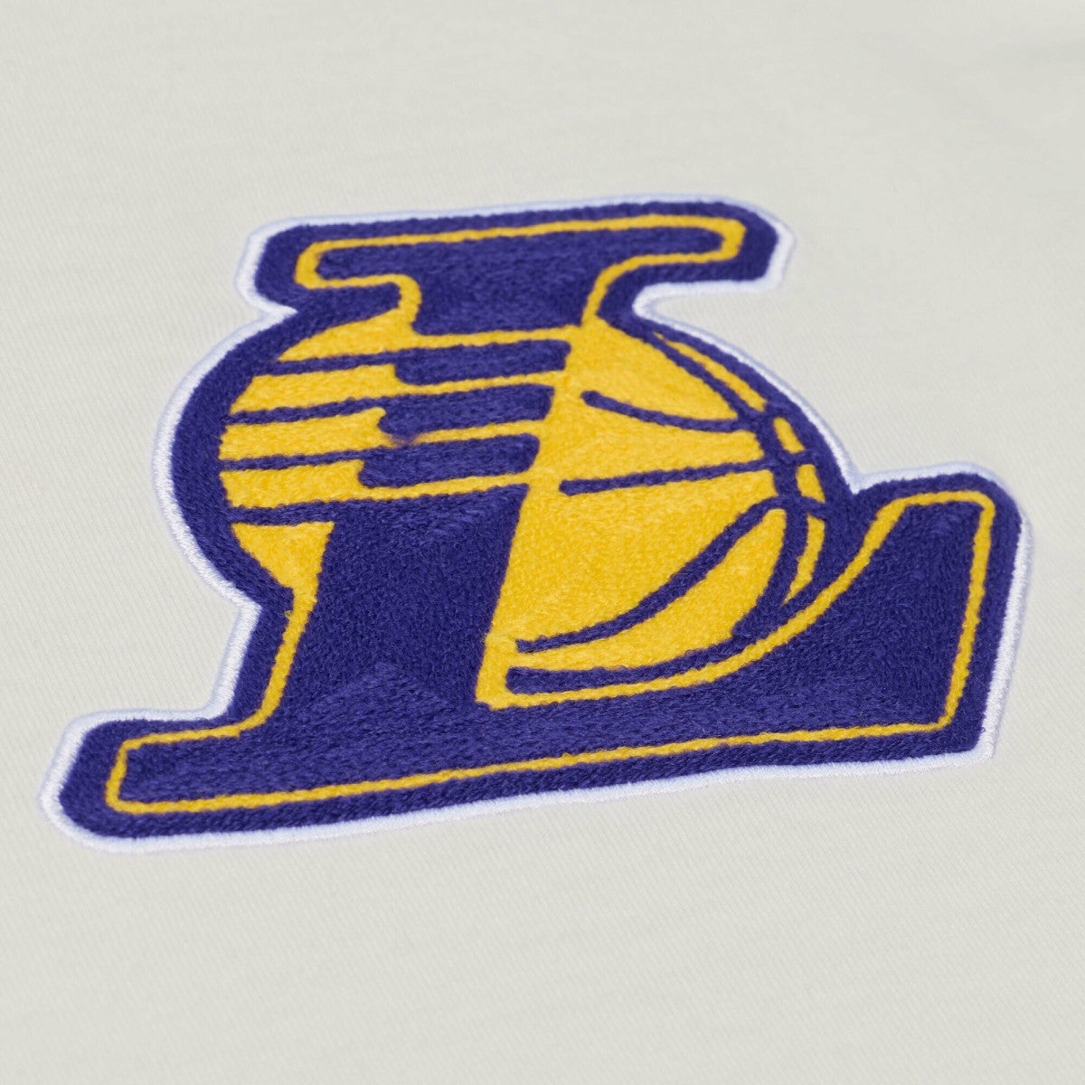 Los Angeles Lakers Hardwood Classics Chainstitch Premium T-Shirt Cream