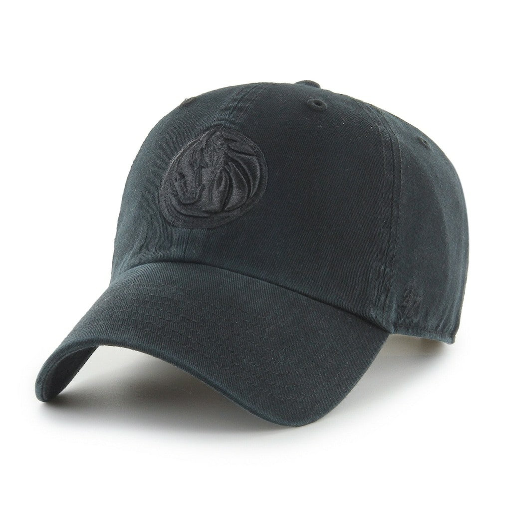 Dallas Mavericks '47 Black on Black Clean Up Adjustable Hat
